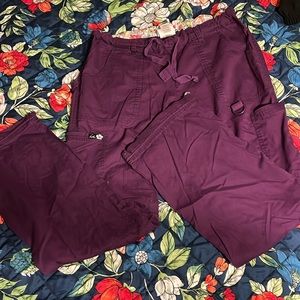 Medium koi scrub pants